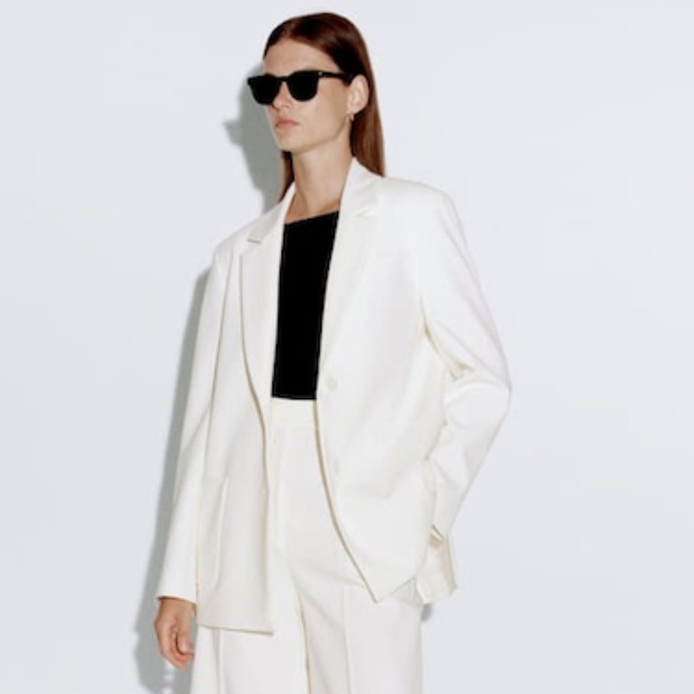 ZARA STRAIGHT CUT BLAZER in Oyster White, Size S